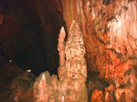 Скельская пещера.